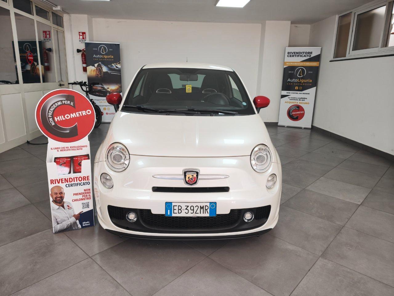Abarth 500 1.4 16v turbo t-jet 135cv LEGGI