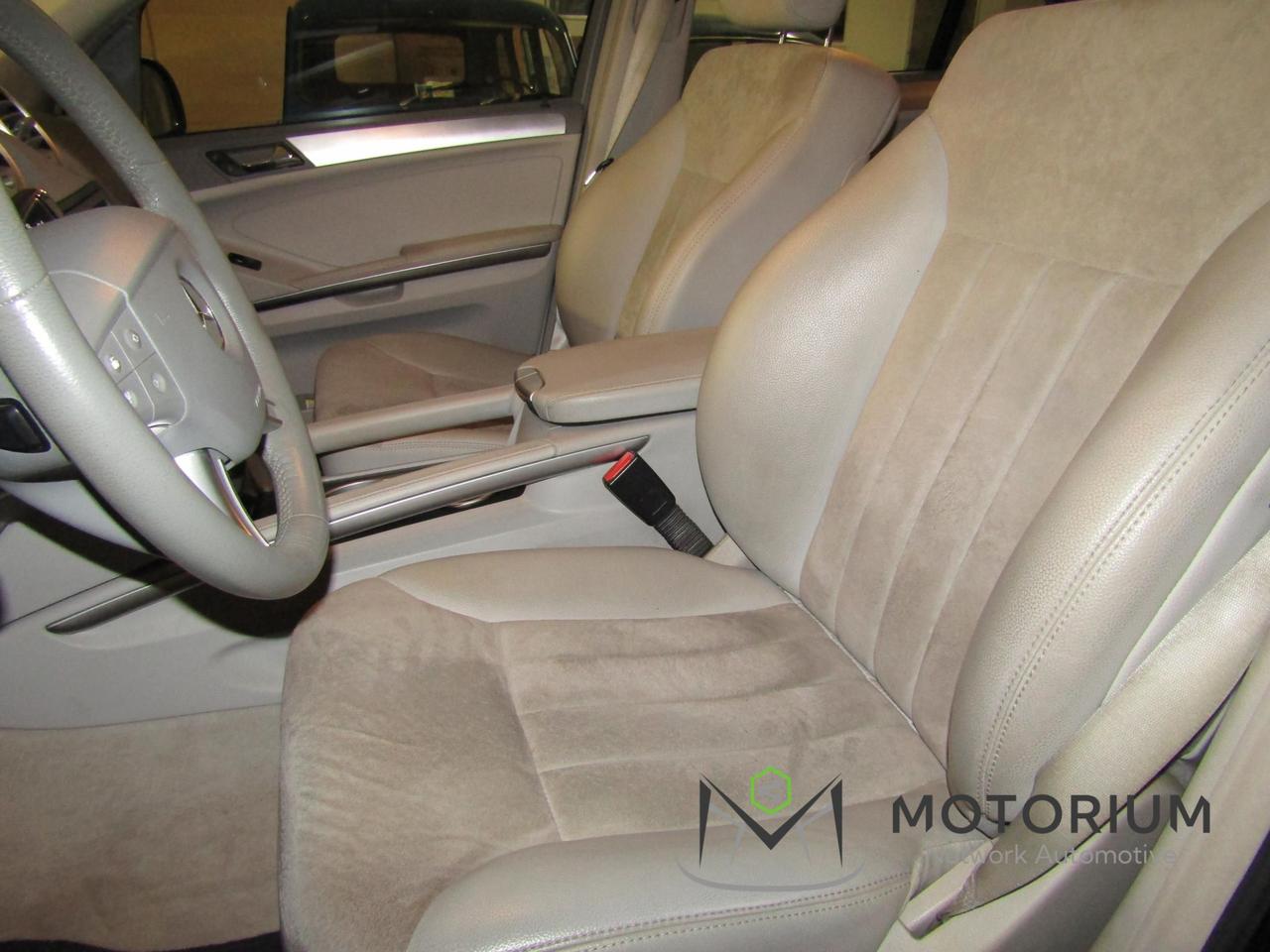 Mercedes-Benz ML 320 CDI 3.0 sport 224cv 4matic G-tronic FARI LED