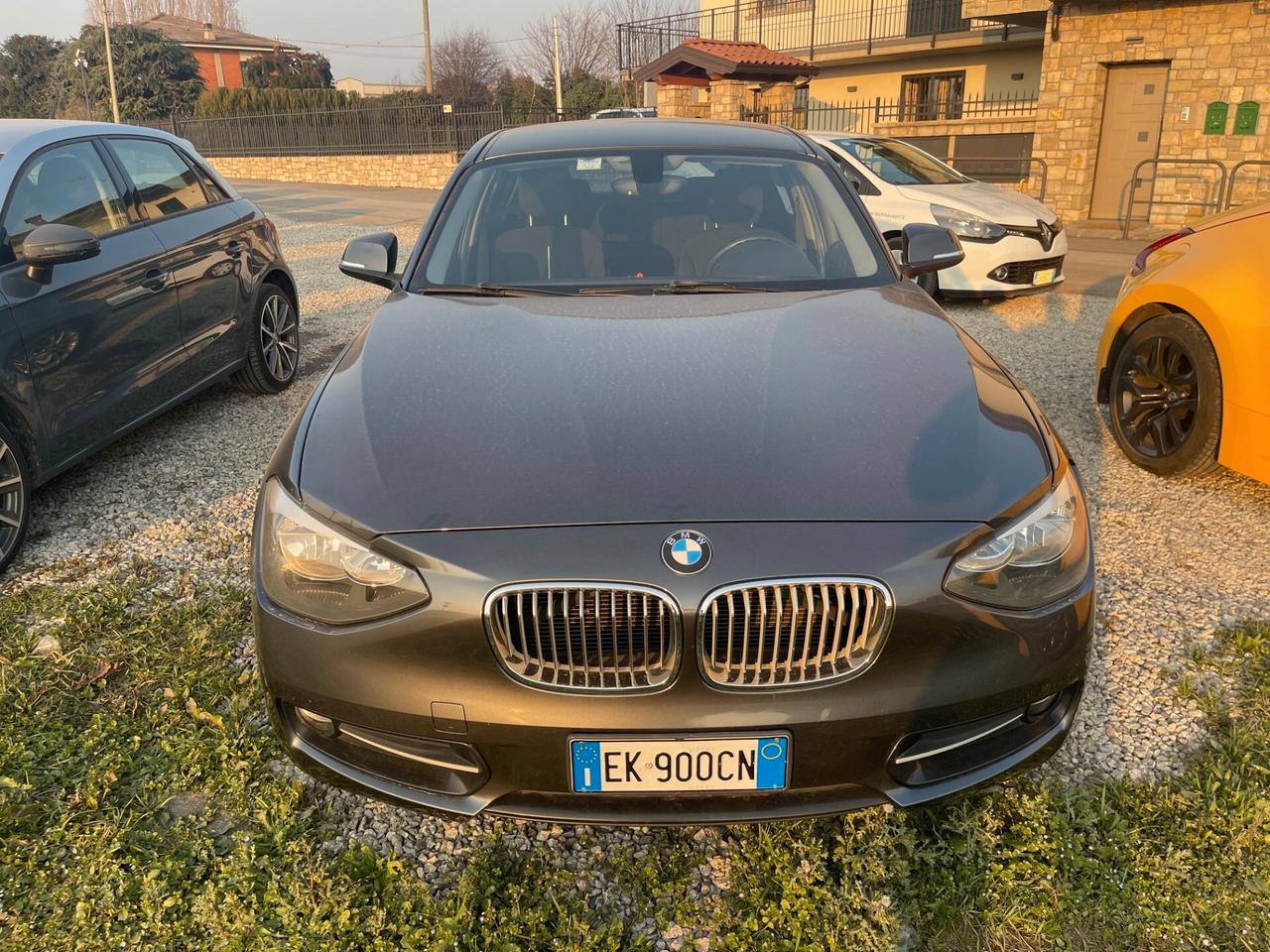 Bmw 118d 5 porte manuale