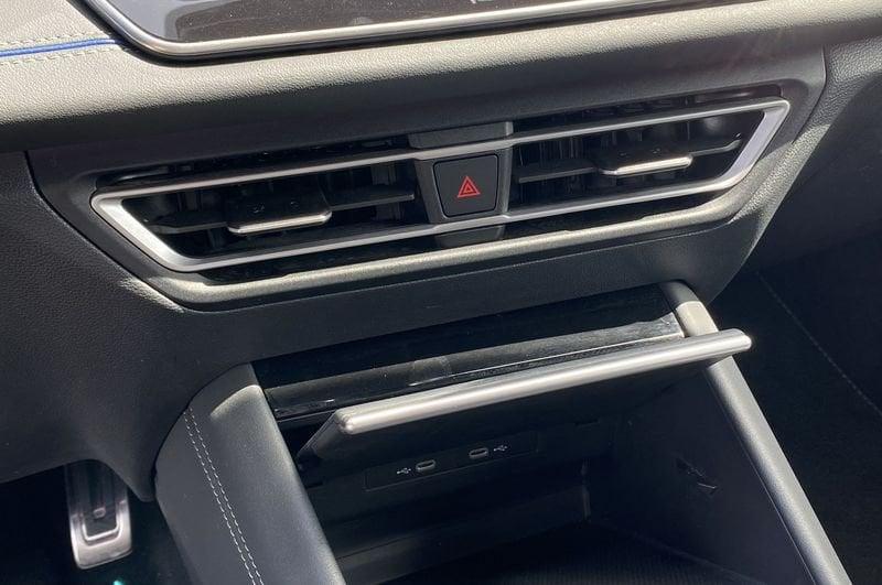 Volkswagen Tiguan R-Line 2.0 TDI 150CV DSG Tetto