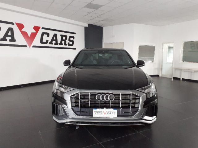 AUDI Q8 45 TDI quattro S-LINE SUPERPROMO