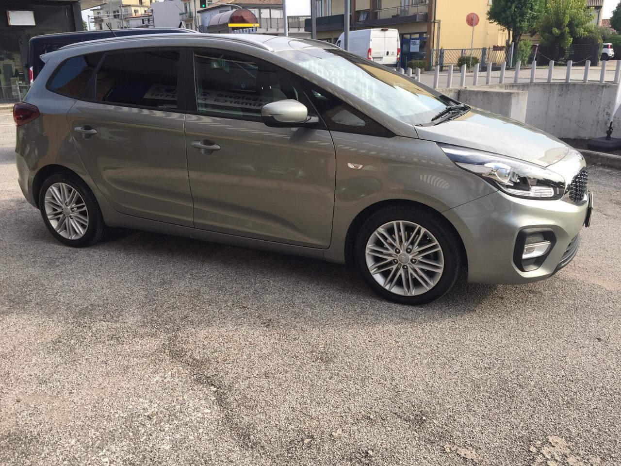 Kia Carens 1.7 CRDi 115 CV Business Class 7 POSTI