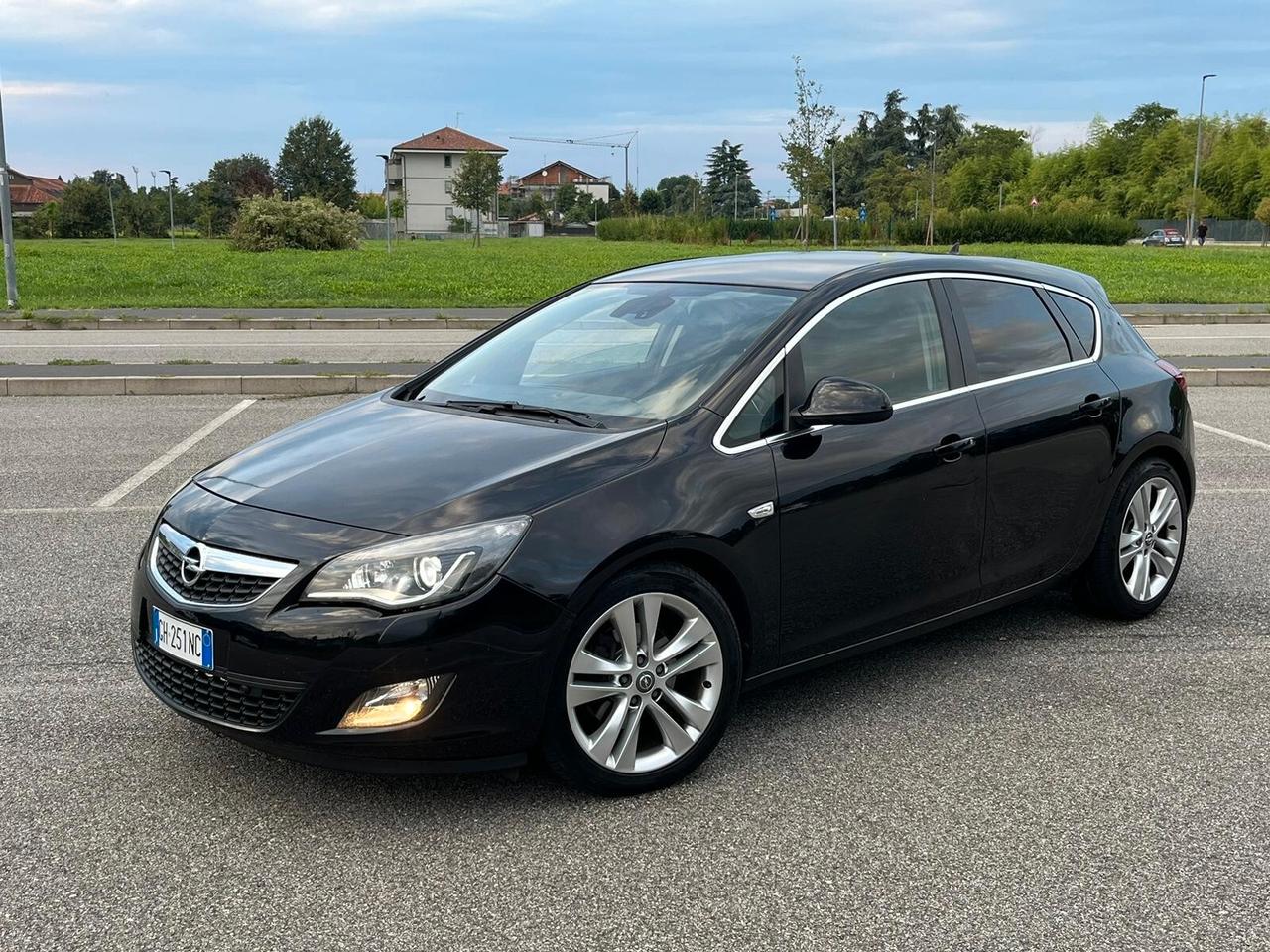 Opel Astra 2.0 CDTI 160CV Cosmo Sport