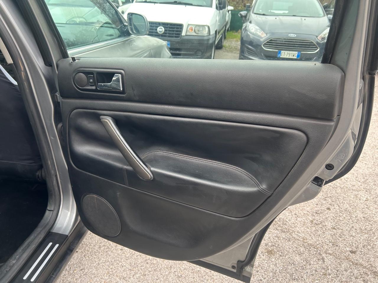 Volkswagen Passat 1.9 TDI/130 CV