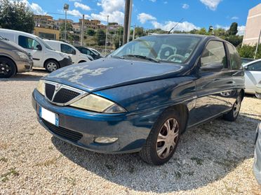 LANCIA YPSILON 1.2 B - 2001