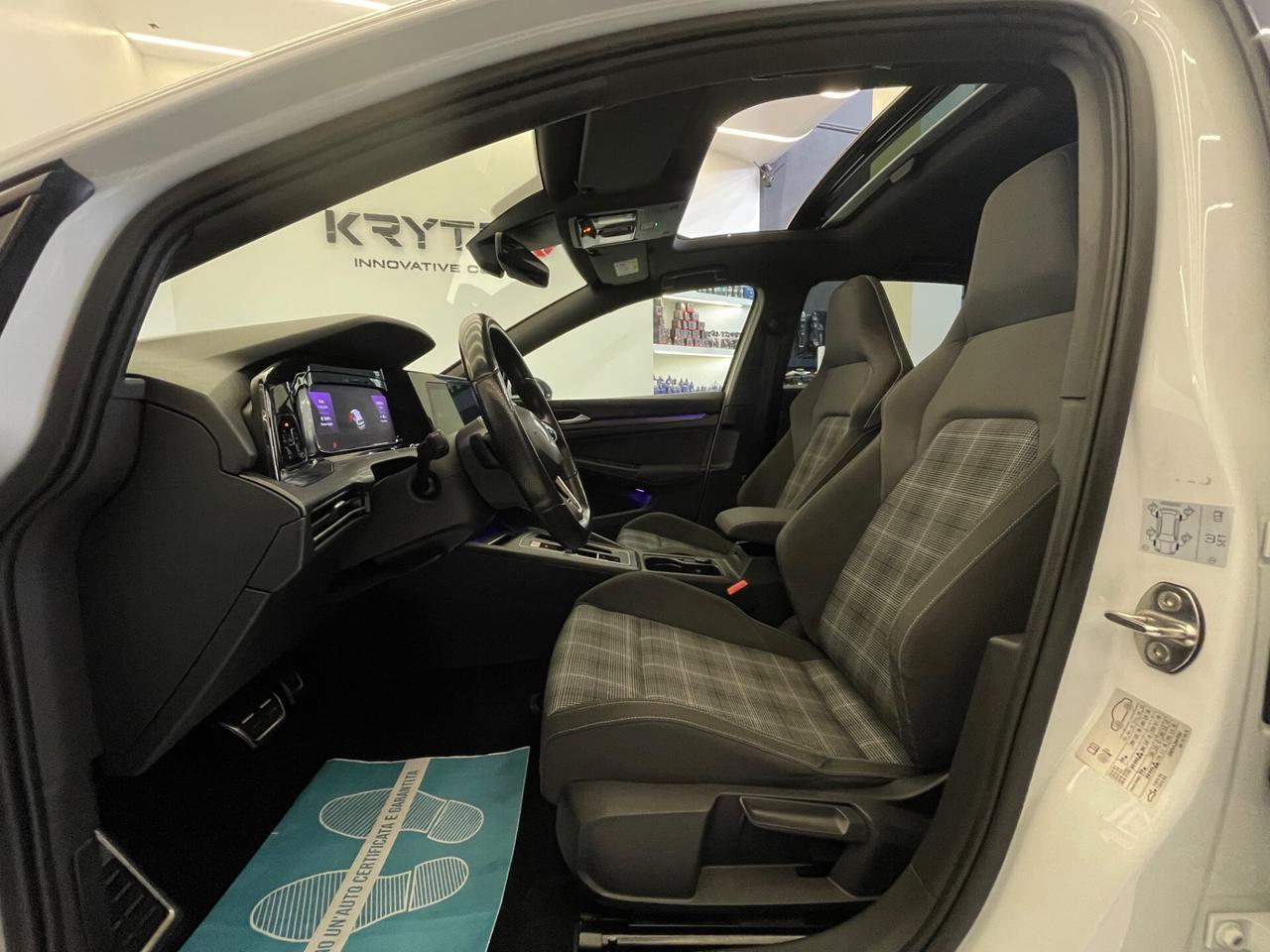 Volkswagen Golf GTD 2.0 TDI DSG 200CV