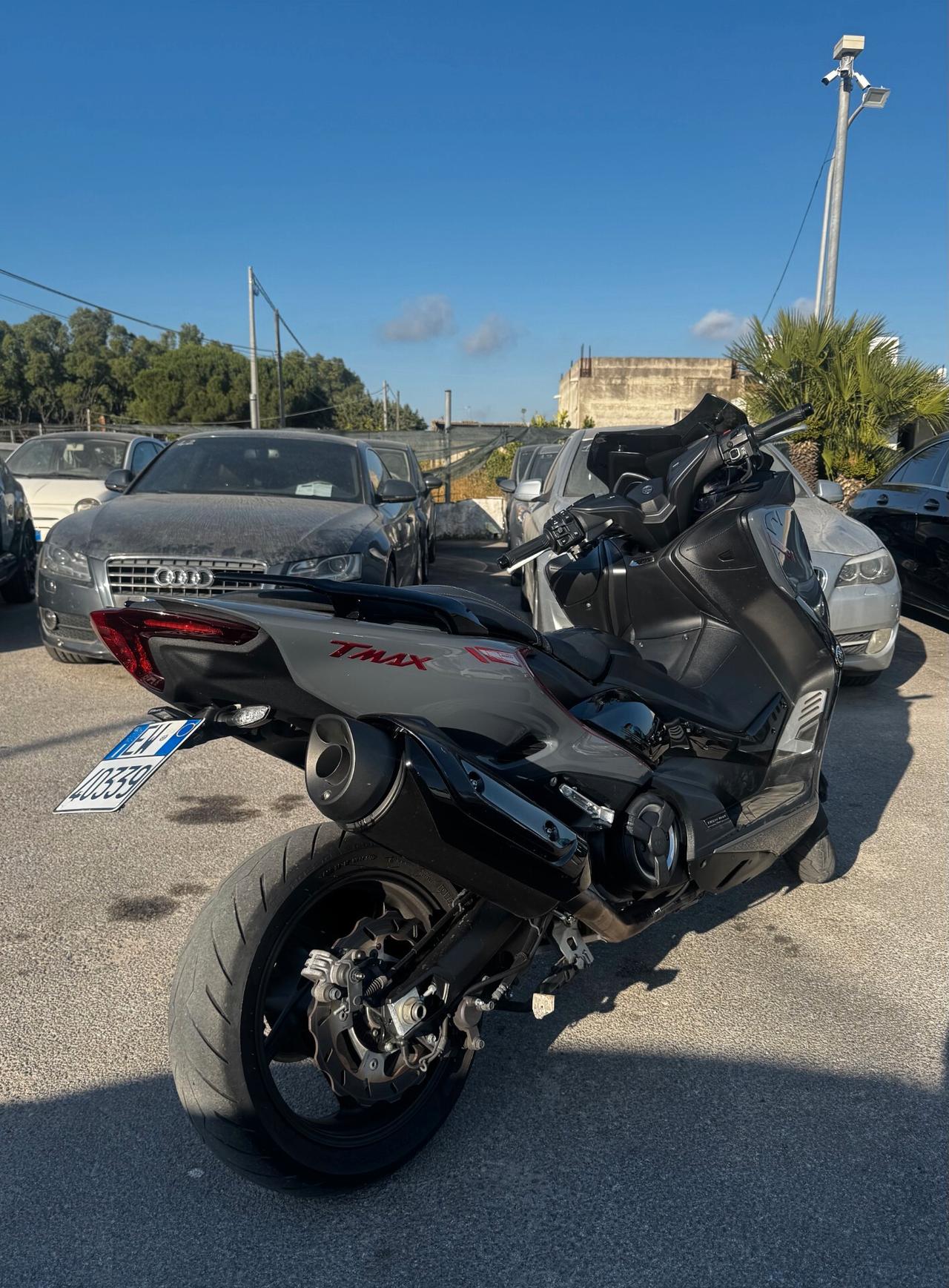 Yamaha T Max 560 Tech