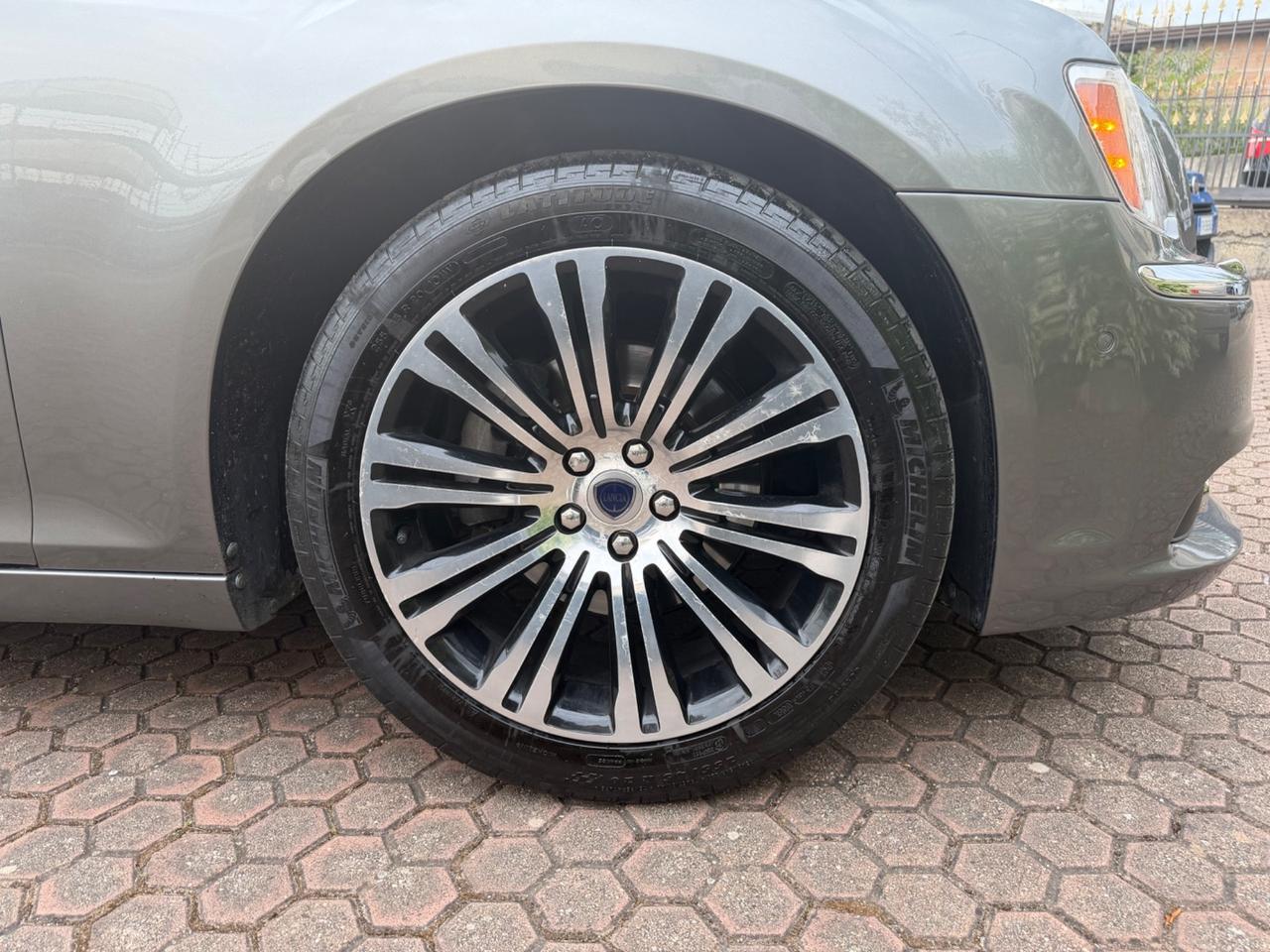 Lancia Thema 3.0 V6 Multijet II 239 CV Executive