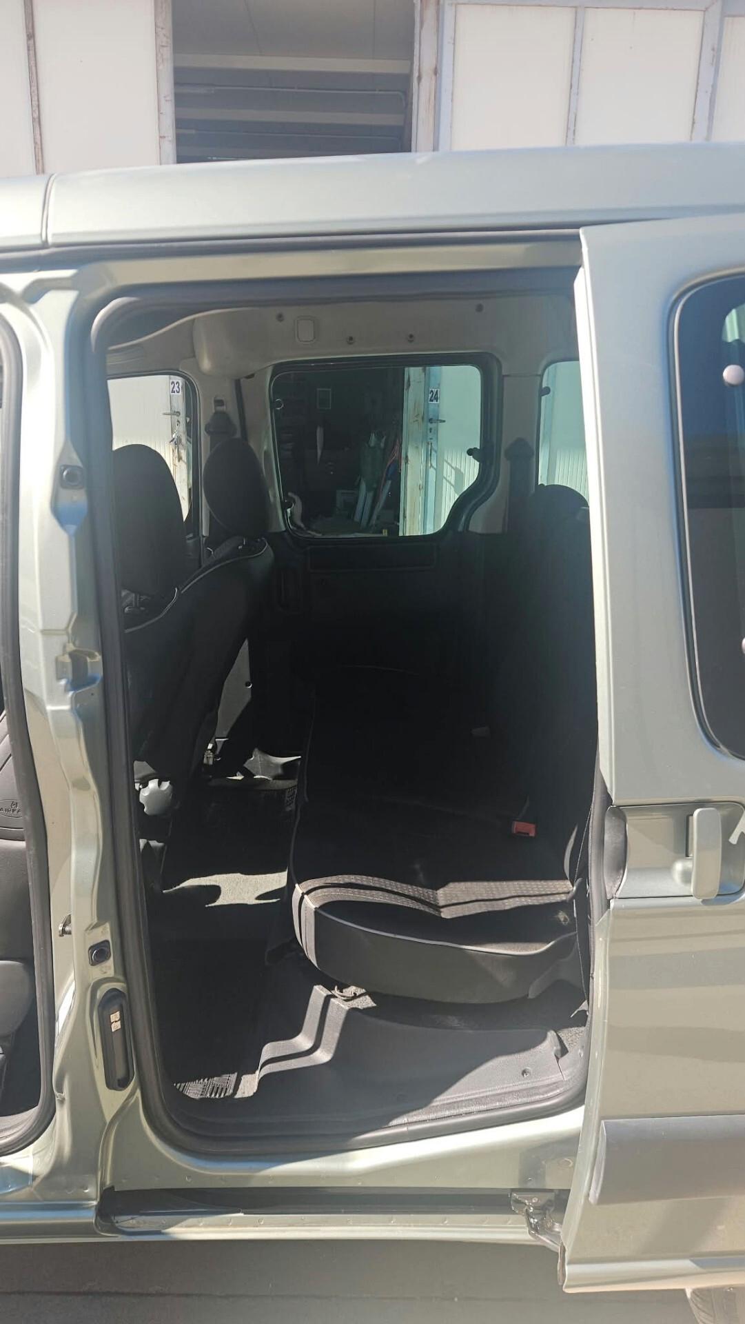 Peugeot Ranch 1.6 HDi 5p. Lee N1 2007