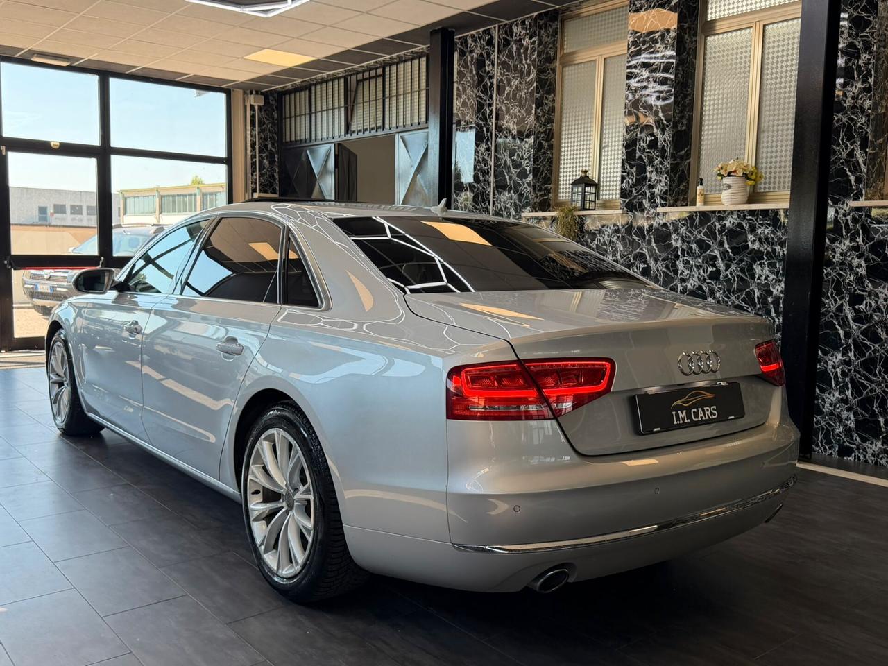 Audi A8 L 3.0 TDI 250 CV clean diesel quattro tiptronic