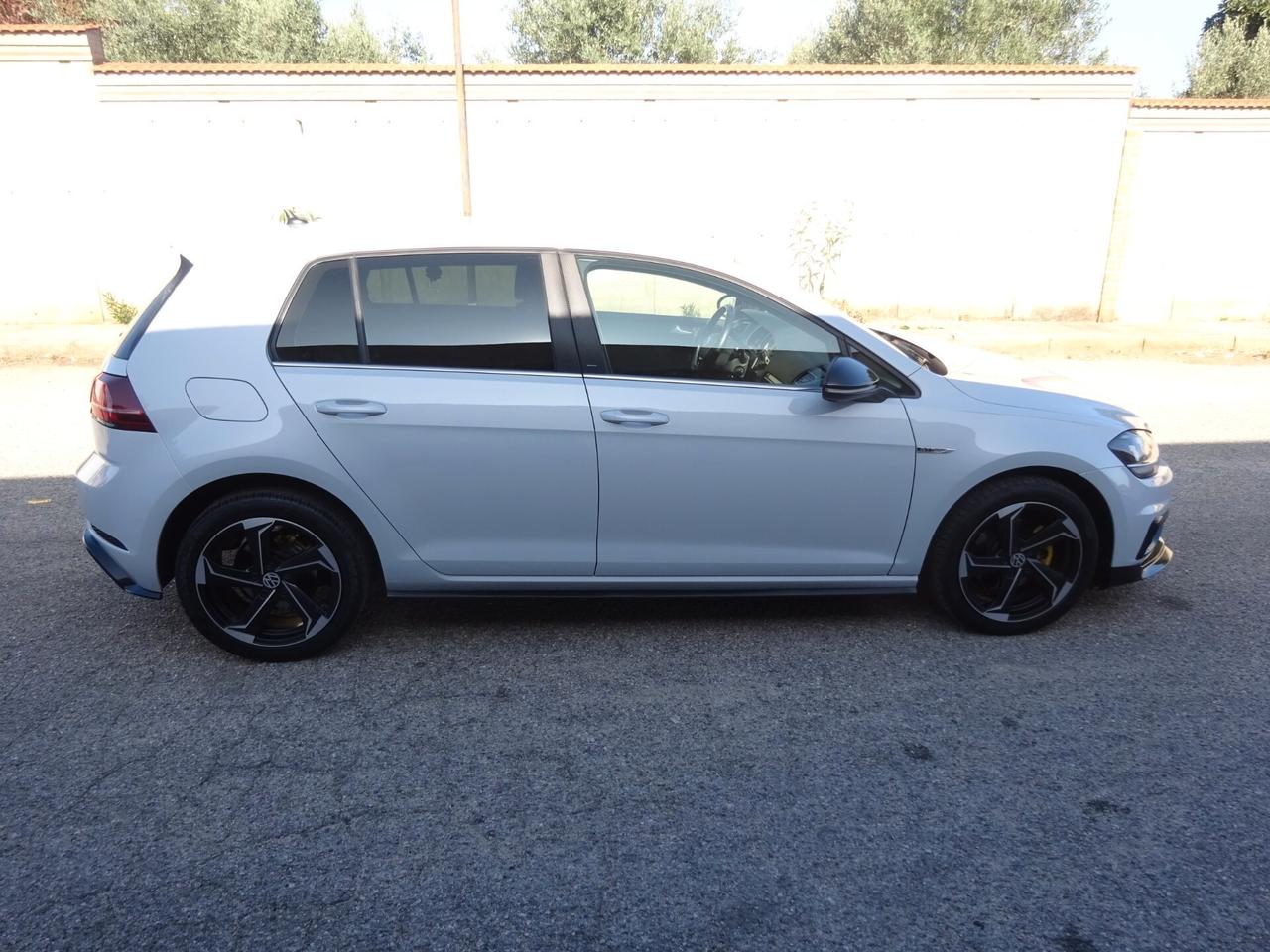 Volkswagen Golf 1.6 TDI 115 CV 5p. Sport ALLESTIMENTO GTD