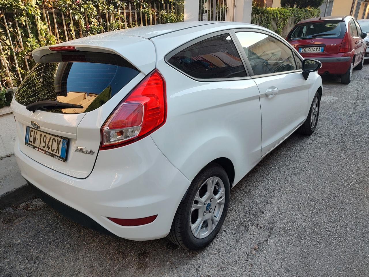 Ford Fiesta 1.2 60CV 6/2014 passaggio incluso neopatentati