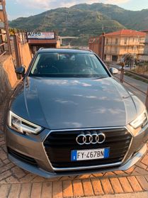 Audi A4 Avant 30 TDI S tronic Business