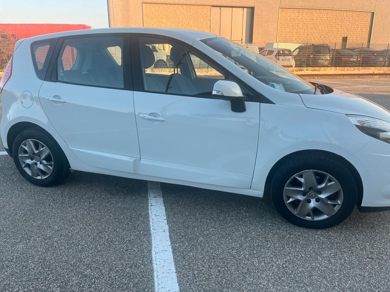 Renault Scenic Scénic X-Mod 1.5 dCi 110CV Luxe SOLI 121554 KM *GANCIO TRAINO*