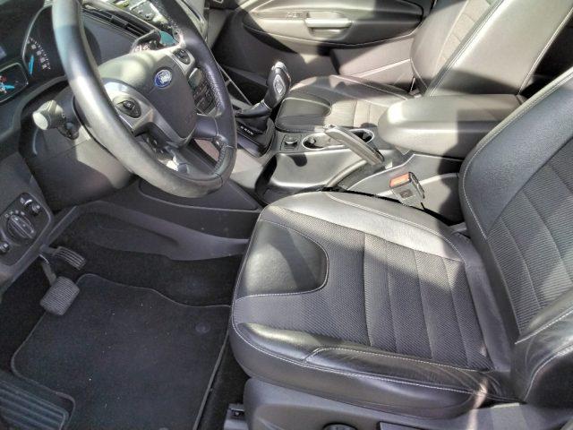 FORD Kuga 2.0 TDCI 150 CV 4WD S&S Titanium Business