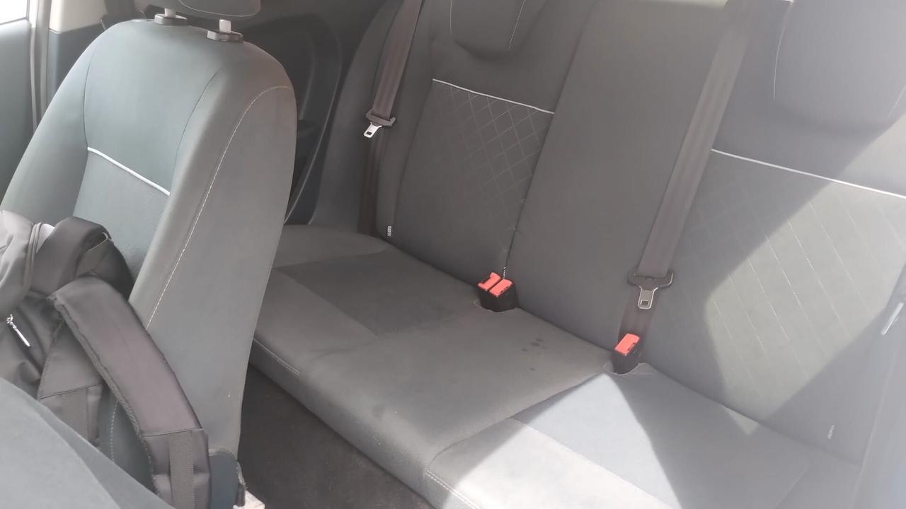 Ford Fiesta 1.4 TDCi 70CV 5 porte Titanium 2013