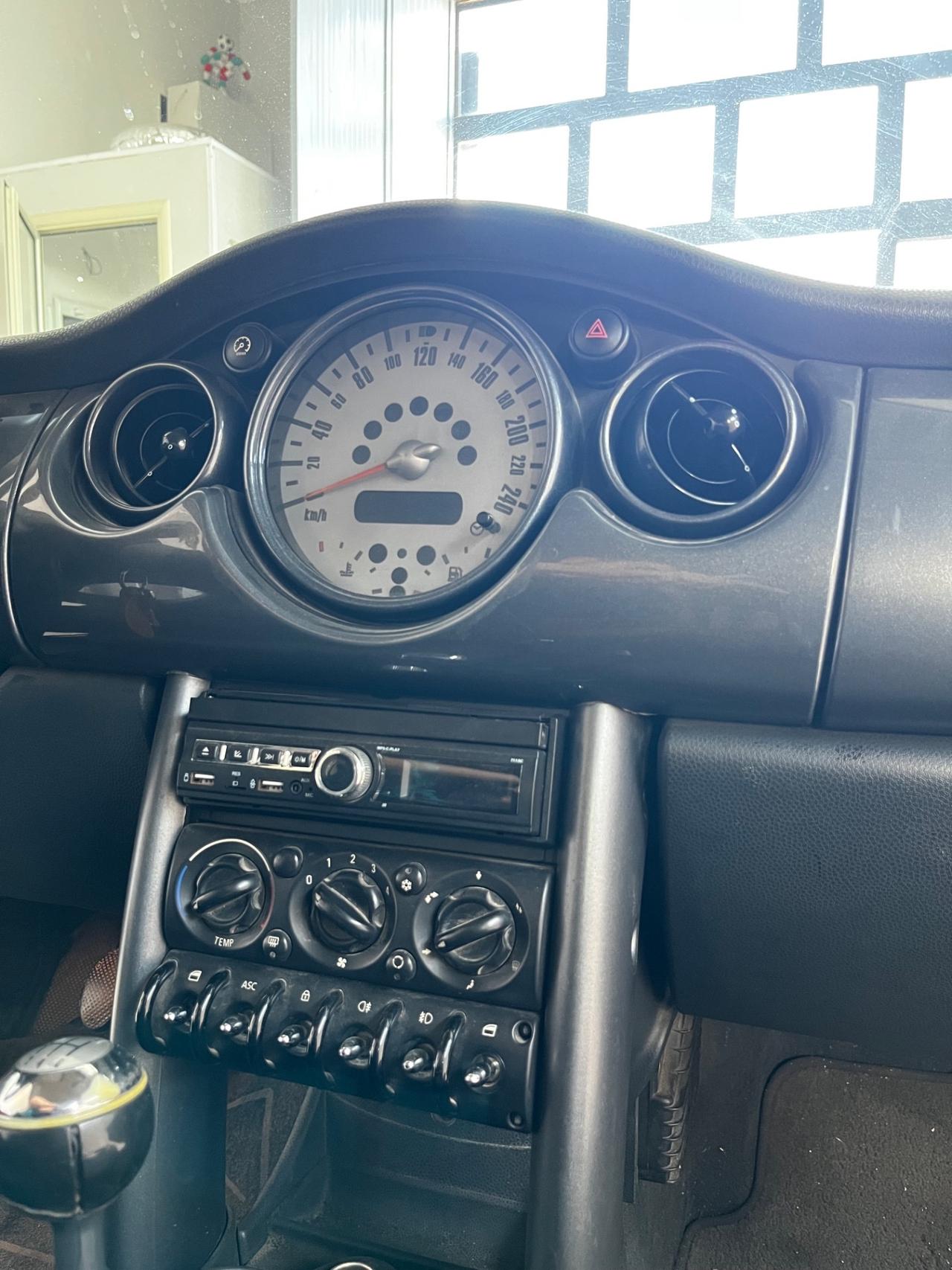 Mini 1.4 tdi One D 90 cv