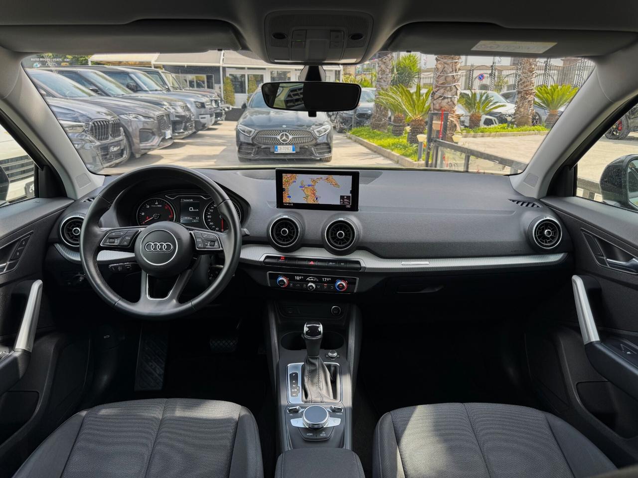 Audi Q2 30 TDI Identity Black S-tronic S line 116CV