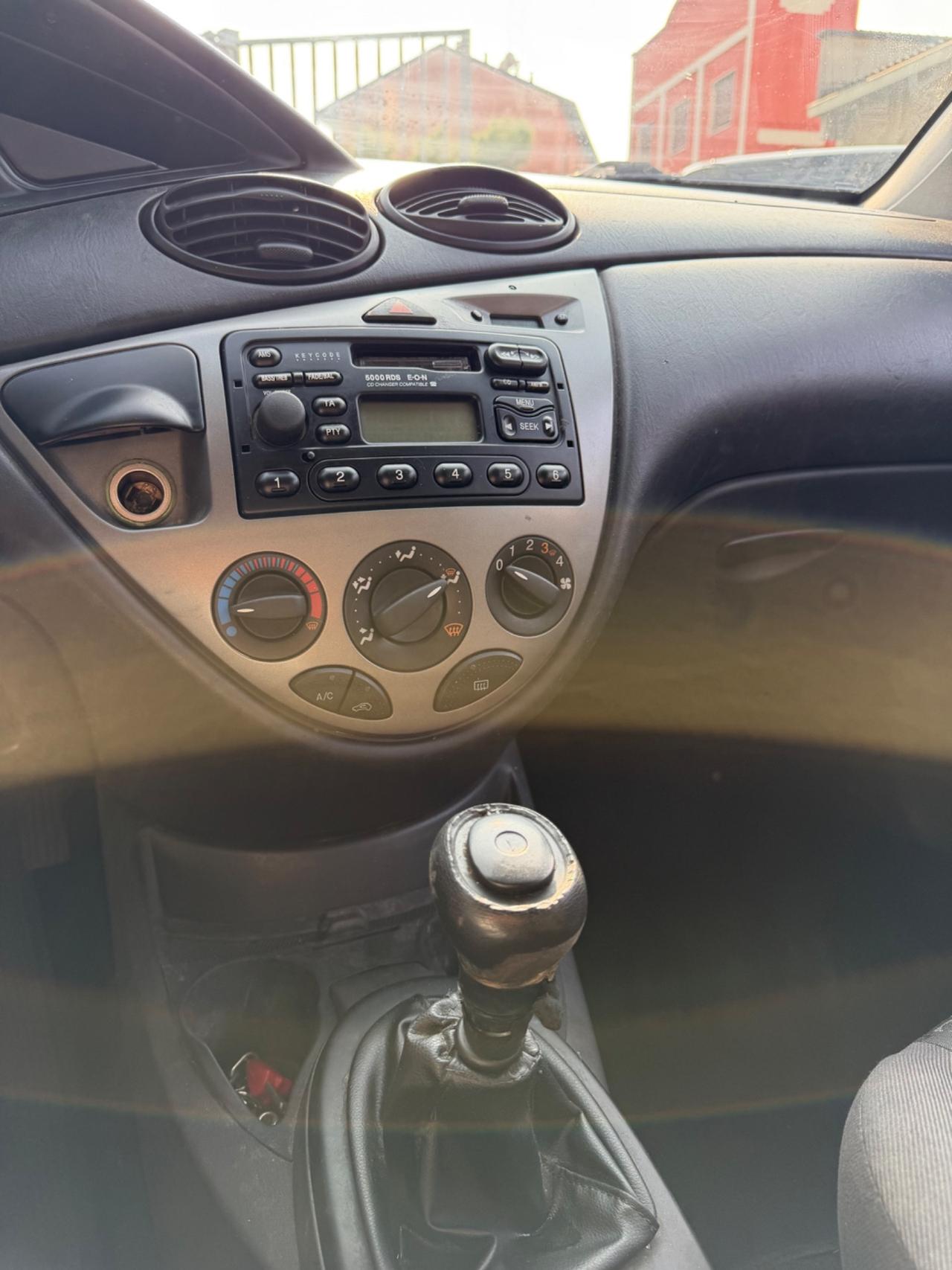 Ford Focus 1.6i Neopatentati Euro 3