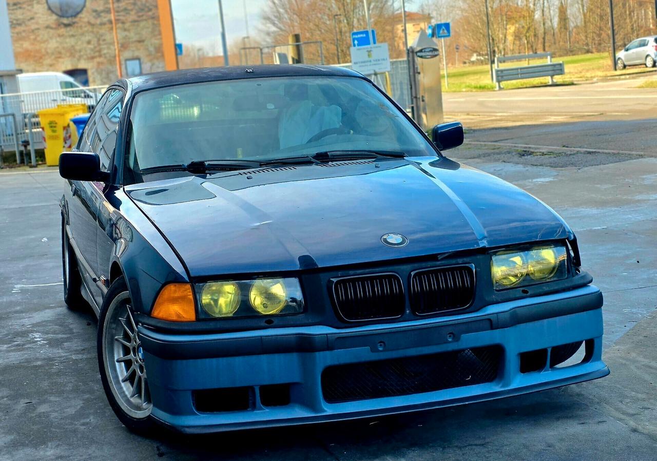 Bmw 320i CRS ASI Coupé da DRIFT