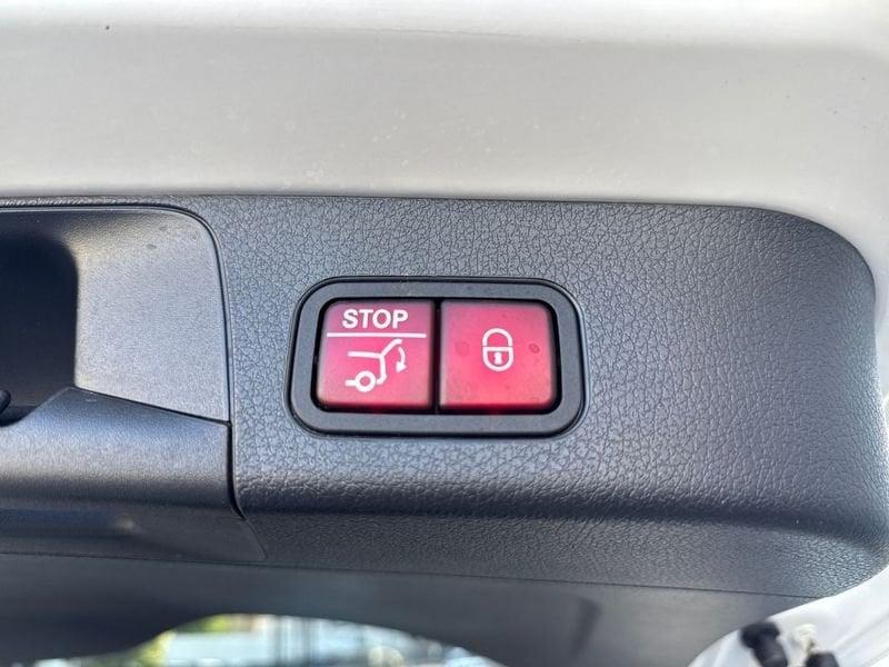 Mercedes-Benz Classe GLB GLB 200 d Premium 4matic auto