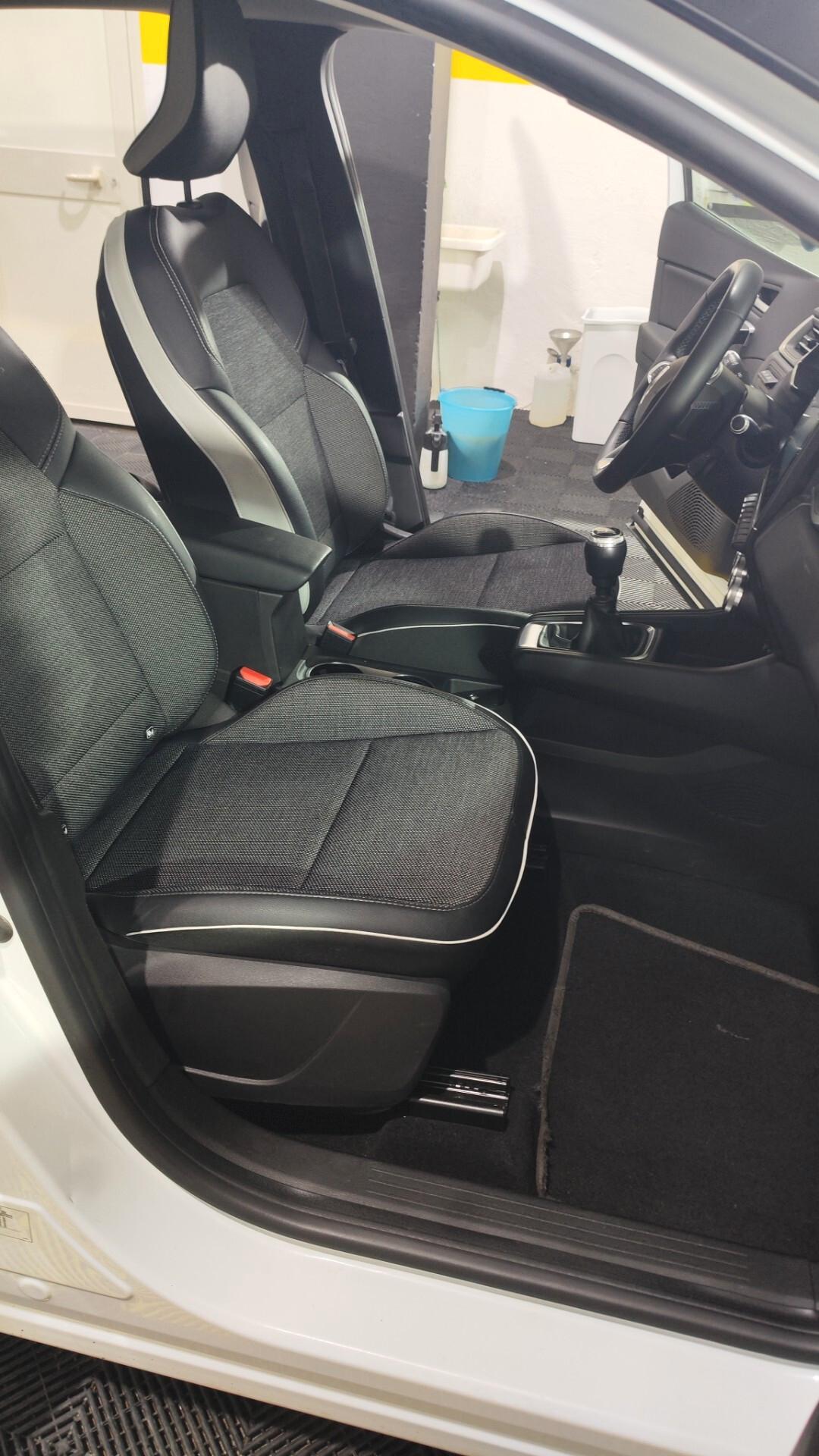 Renault Captur Blue dCi 95 CV Intens