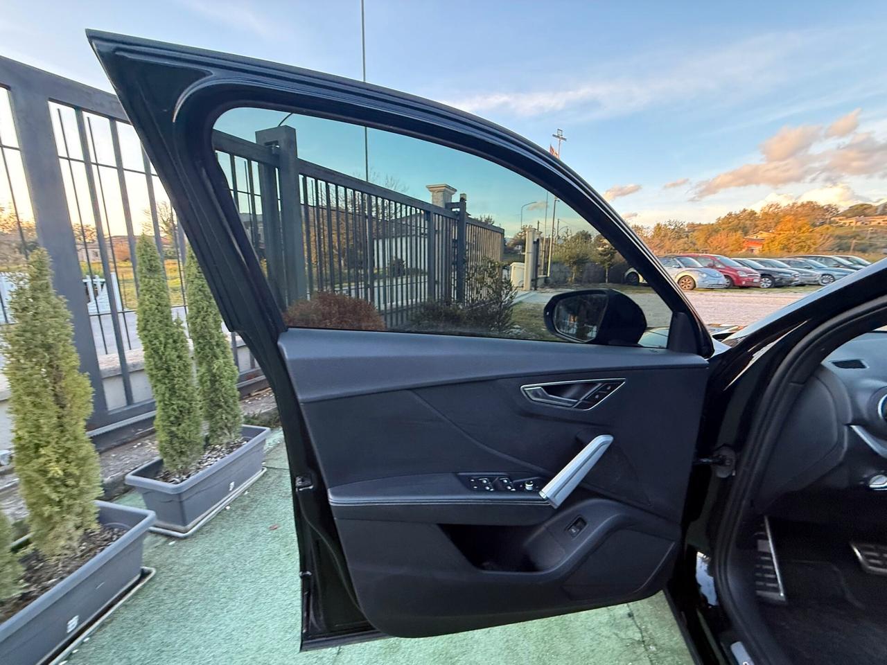 Audi Q2 30 TDI S tronic line Edition