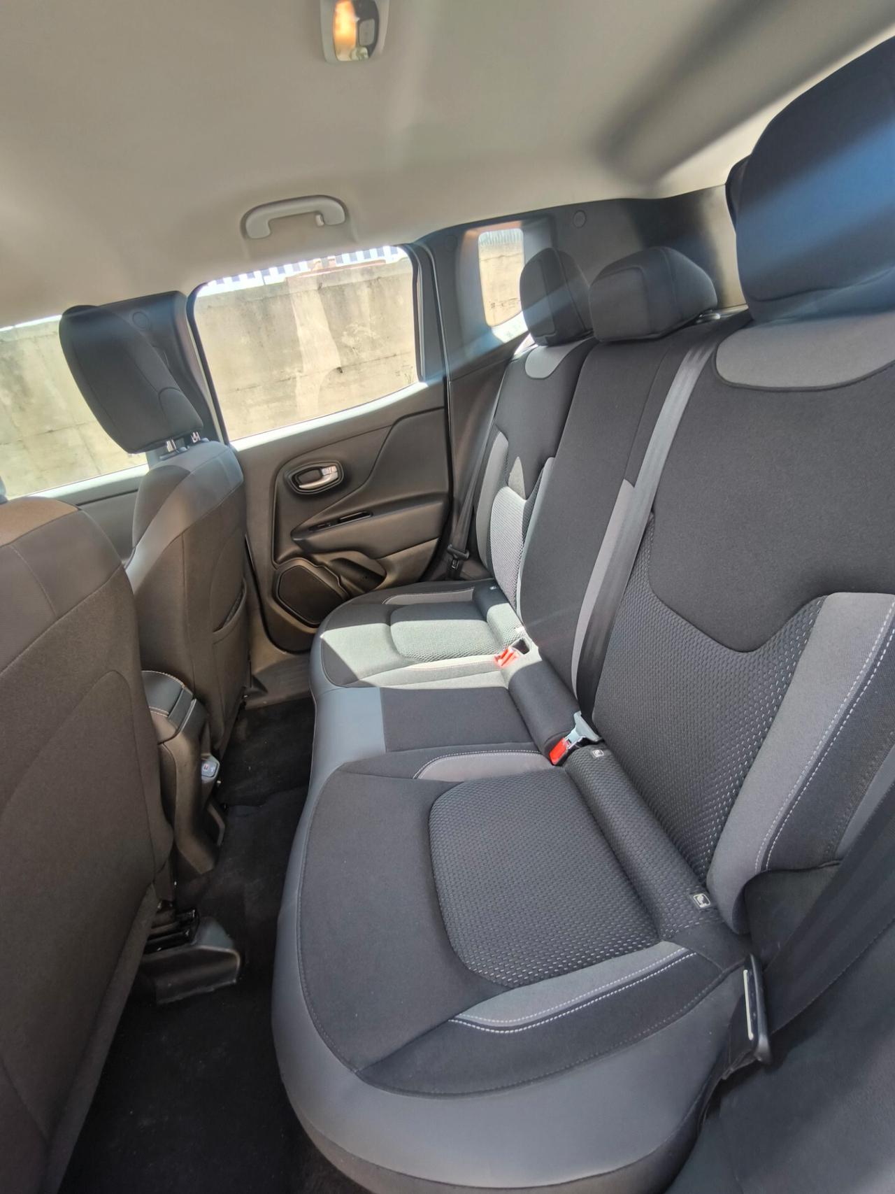 Jeep Renegade 1.3 T4 190CV PHEV 4xe AT6 Limited plug-in