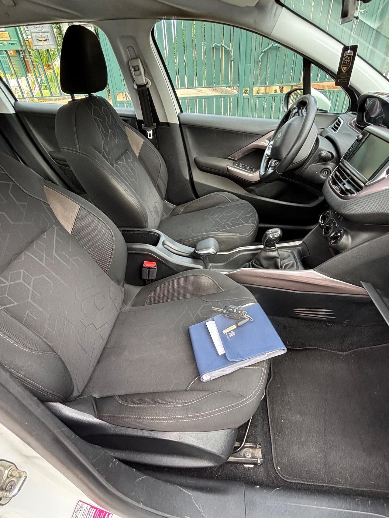 Peugeot 2008 PureTech 82 ETG5 S&S Allure