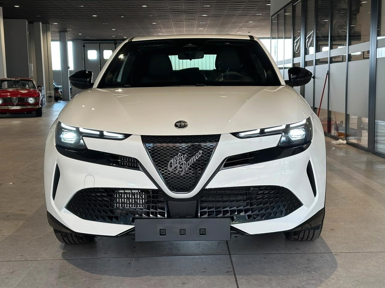 Alfa Romeo Junior 1.2 145 CV Hybrid eDCT6 Ti