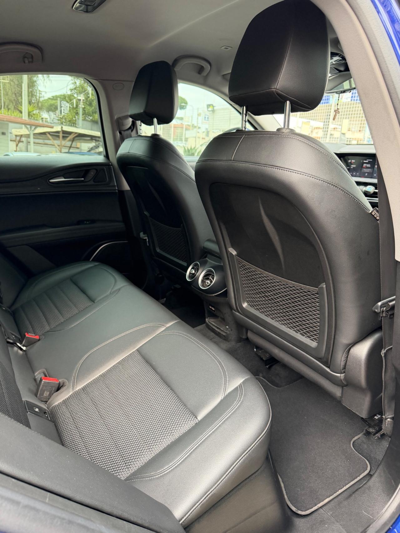 Alfa Romeo Stelvio 2.2 Turbodiesel 190 CV AT8 Q4