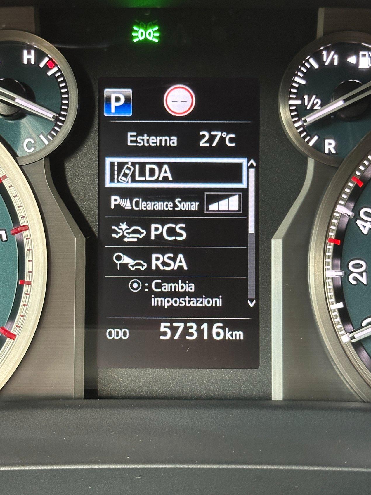 Toyota Land Cruiser 3 Porte 2.8 d-4d Lounge auto - Gancio Traino