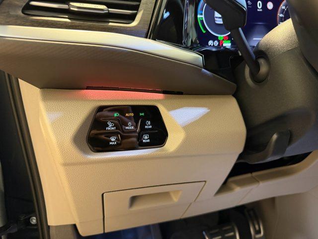 VOLKSWAGEN Multivan 1.5 PHEV DSG 4Motion Style 7P 19"Matrix Pano