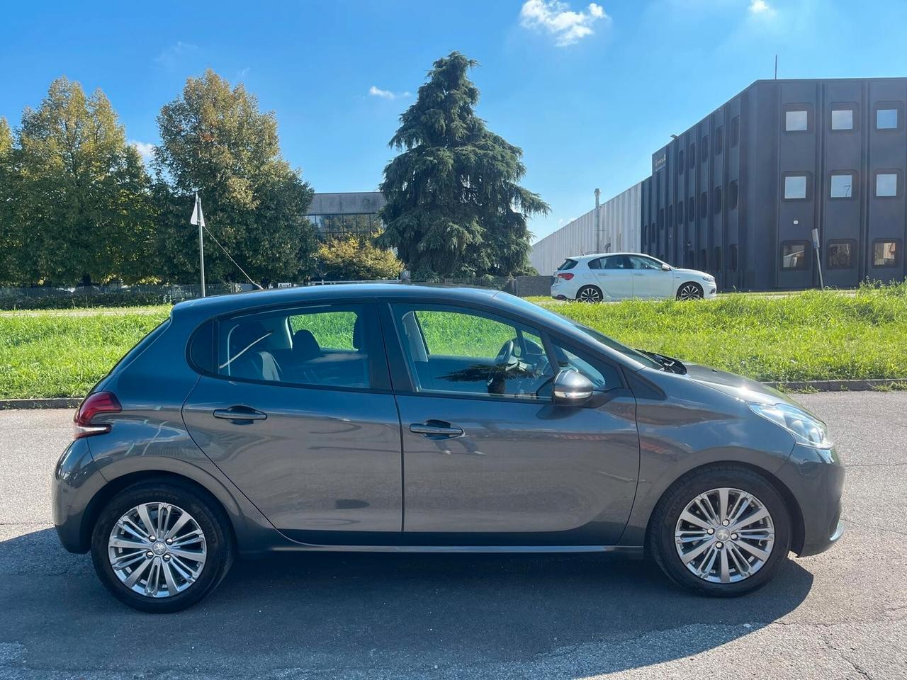 Peugeot 208 BlueHDi 75 5 porte Active