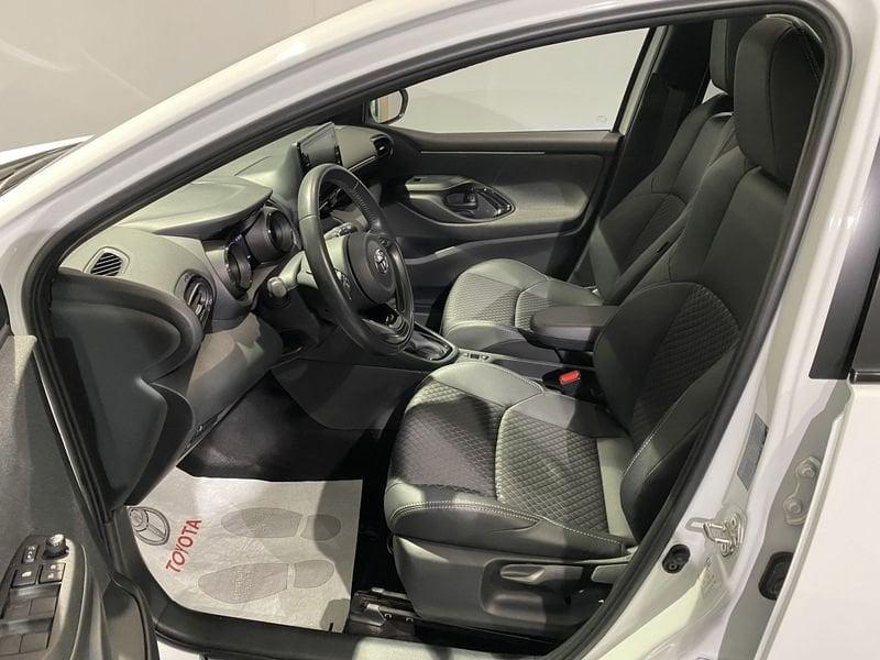 Toyota Yaris Yaris 1.5 Hybrid 5 porte Lounge AREA C FREE