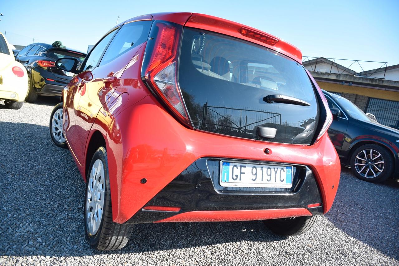 Toyota Aygo 1.0 VVT-i 72cv X-COOL - ADAS SENSORI CRUISE LED BT OK NEOPATENTATI