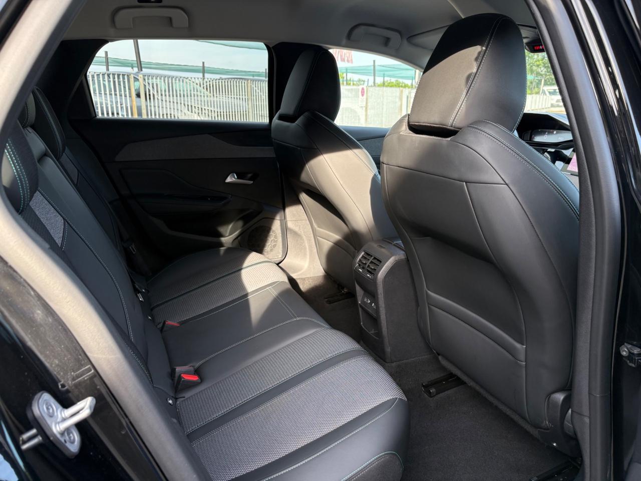 Peugeot 308 BlueHDi 130 S&S EAT8 SW Allure