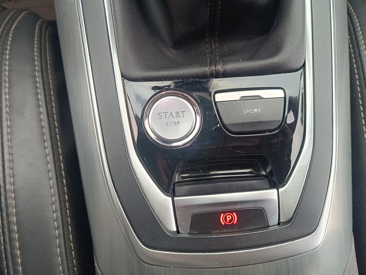 Peugeot 308 BlueHDi 120 S&S Business