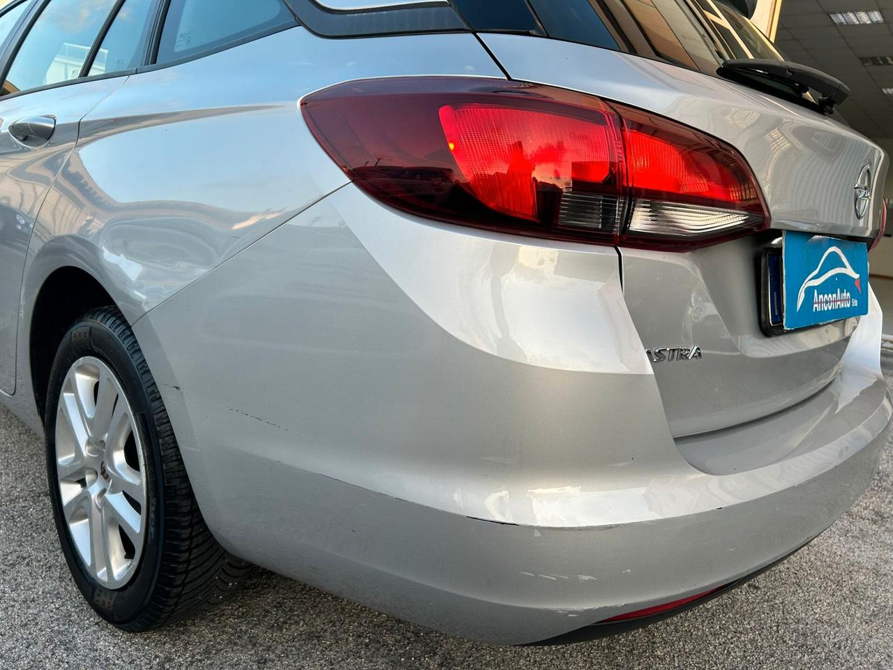 Opel Astra 1.6 CDTi SOLO PER RIVENDITORI 2016