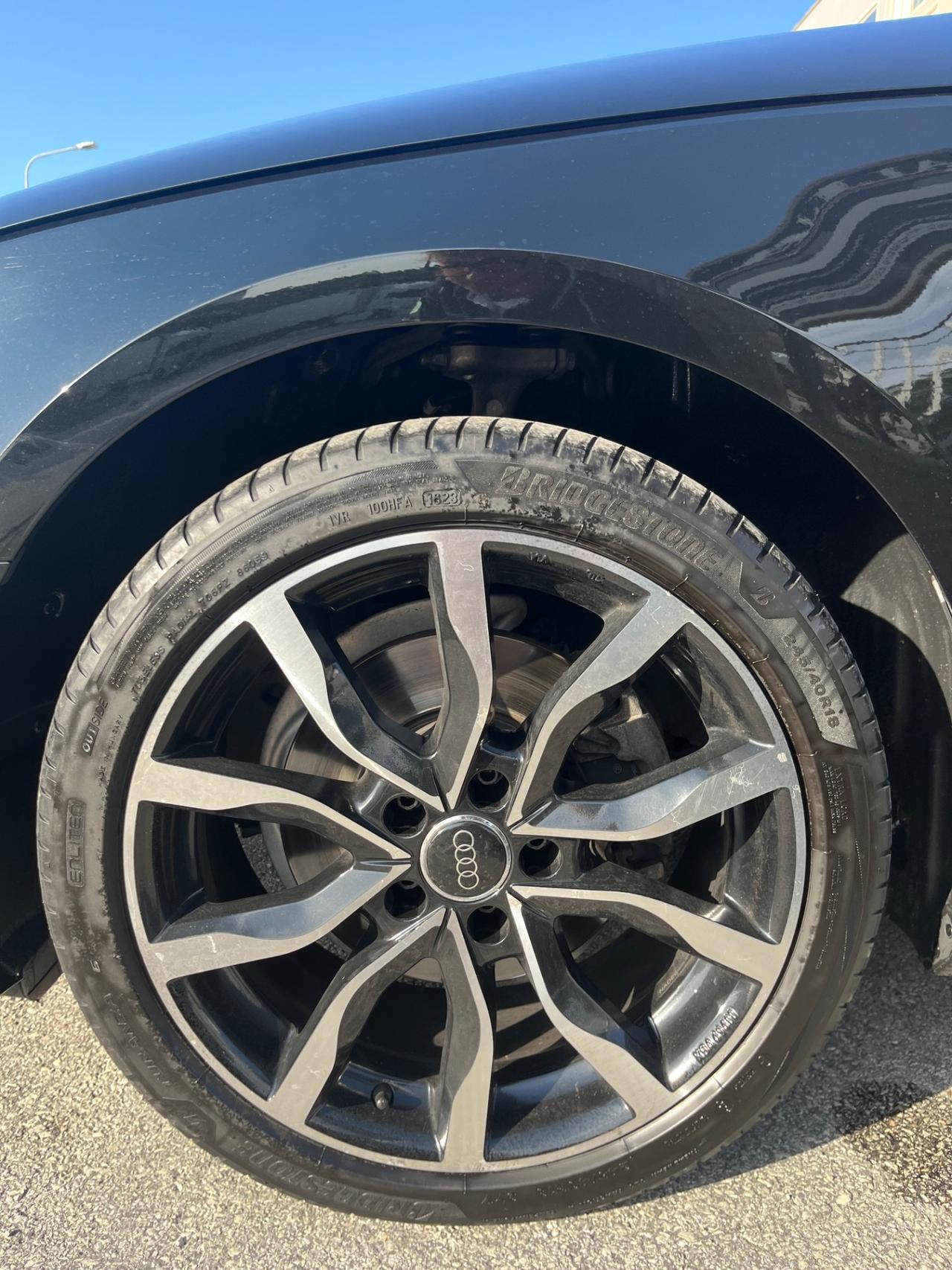 Audi A4 35 TDI S tronic line edition