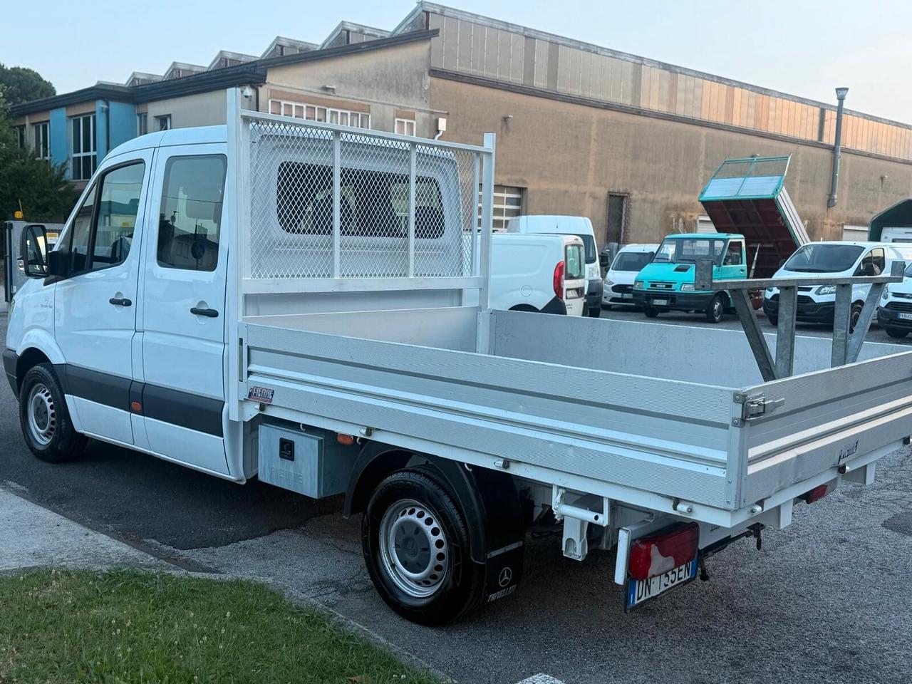 Mercedes-benz SPRINTER 311 CDI 7 POSTI