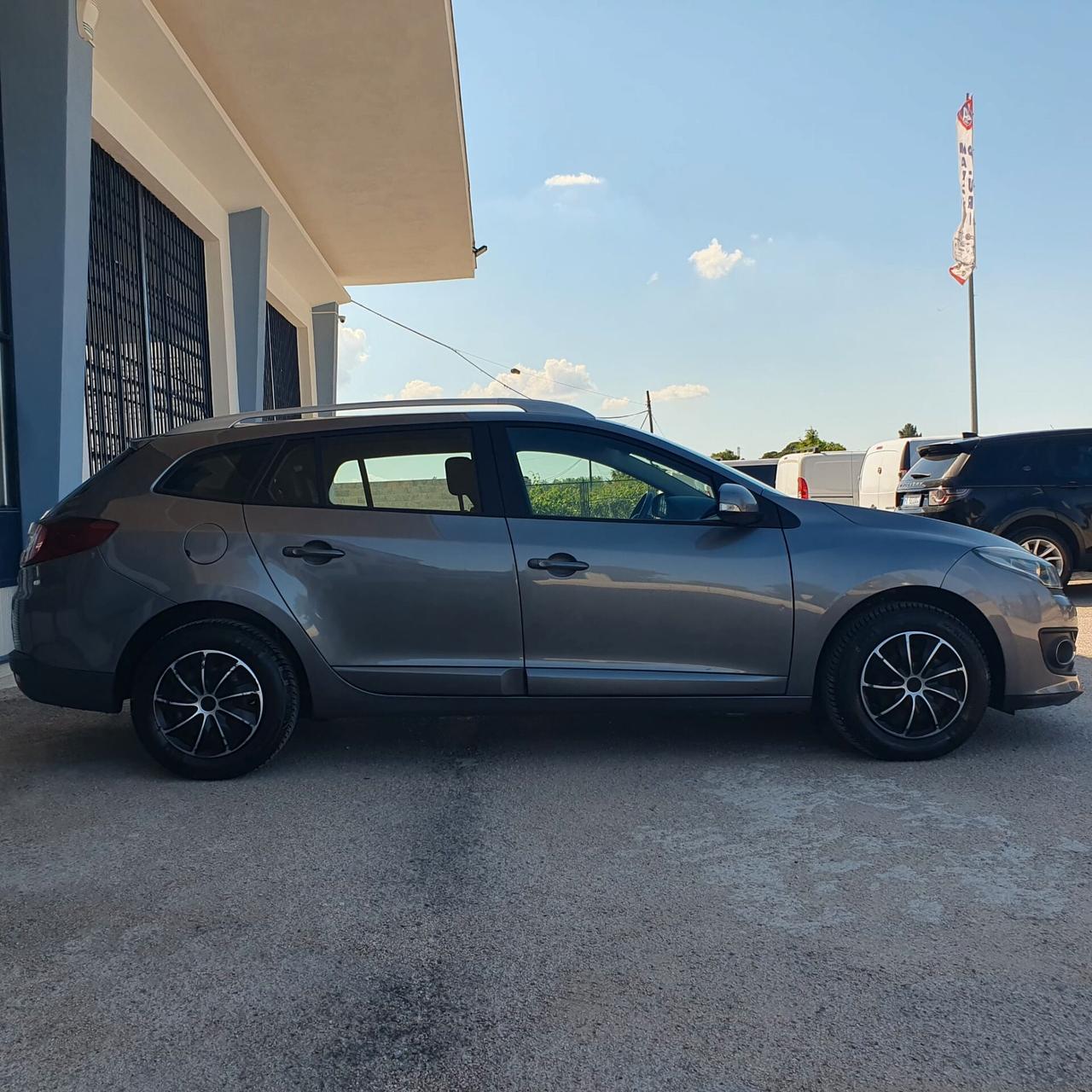 Renault Mégane 1.5 dCi 110CV SporTour Wave