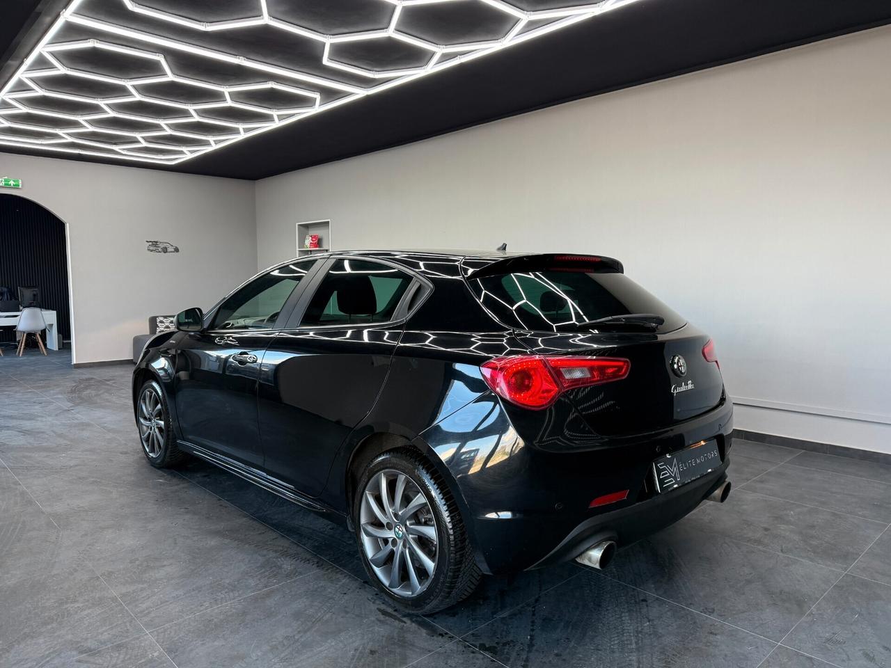 Alfa Romeo Giulietta 1.6 JTDm-2 105 CV Distinctive
