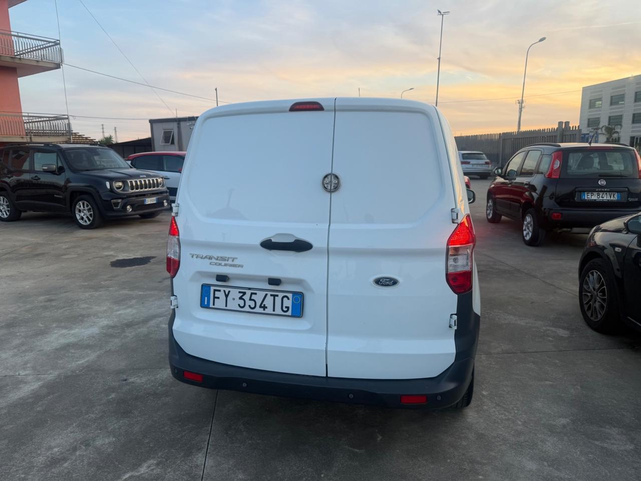 Ford transit courier