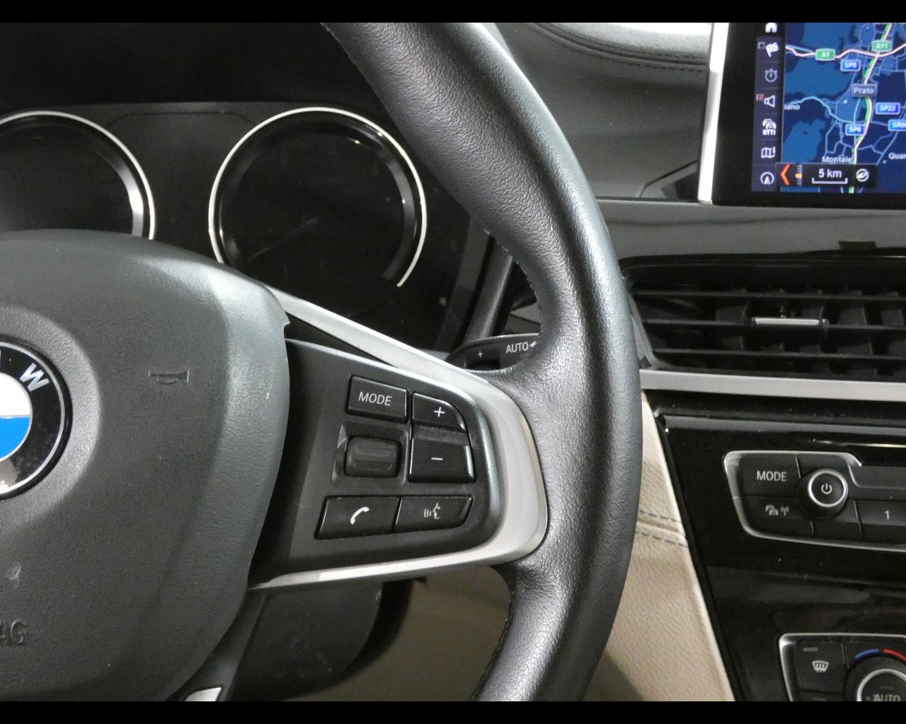 BMW X1 (F48) - X1 sDrive18d xLine