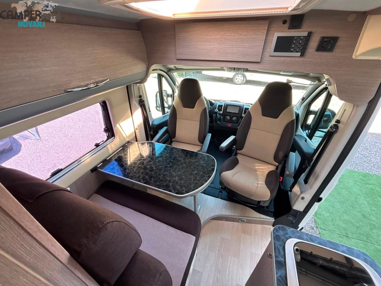 CHALLENGER VANY V 114 MAX EXCLUSIVE - Furgonato con doppio letto matrimoniale in coda