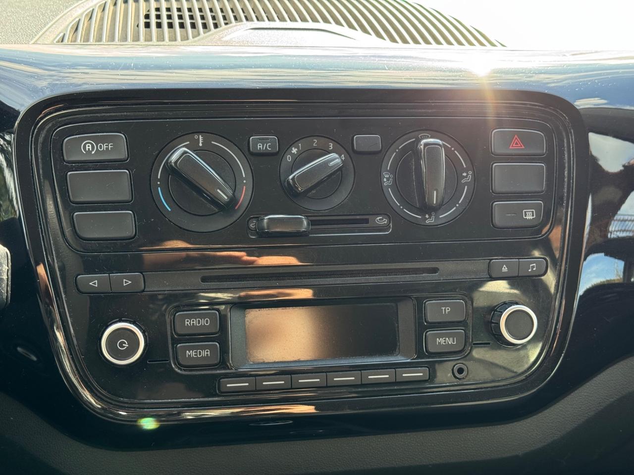 Volkswagen up! 1.0 5p. eco move BlueMotion Technology