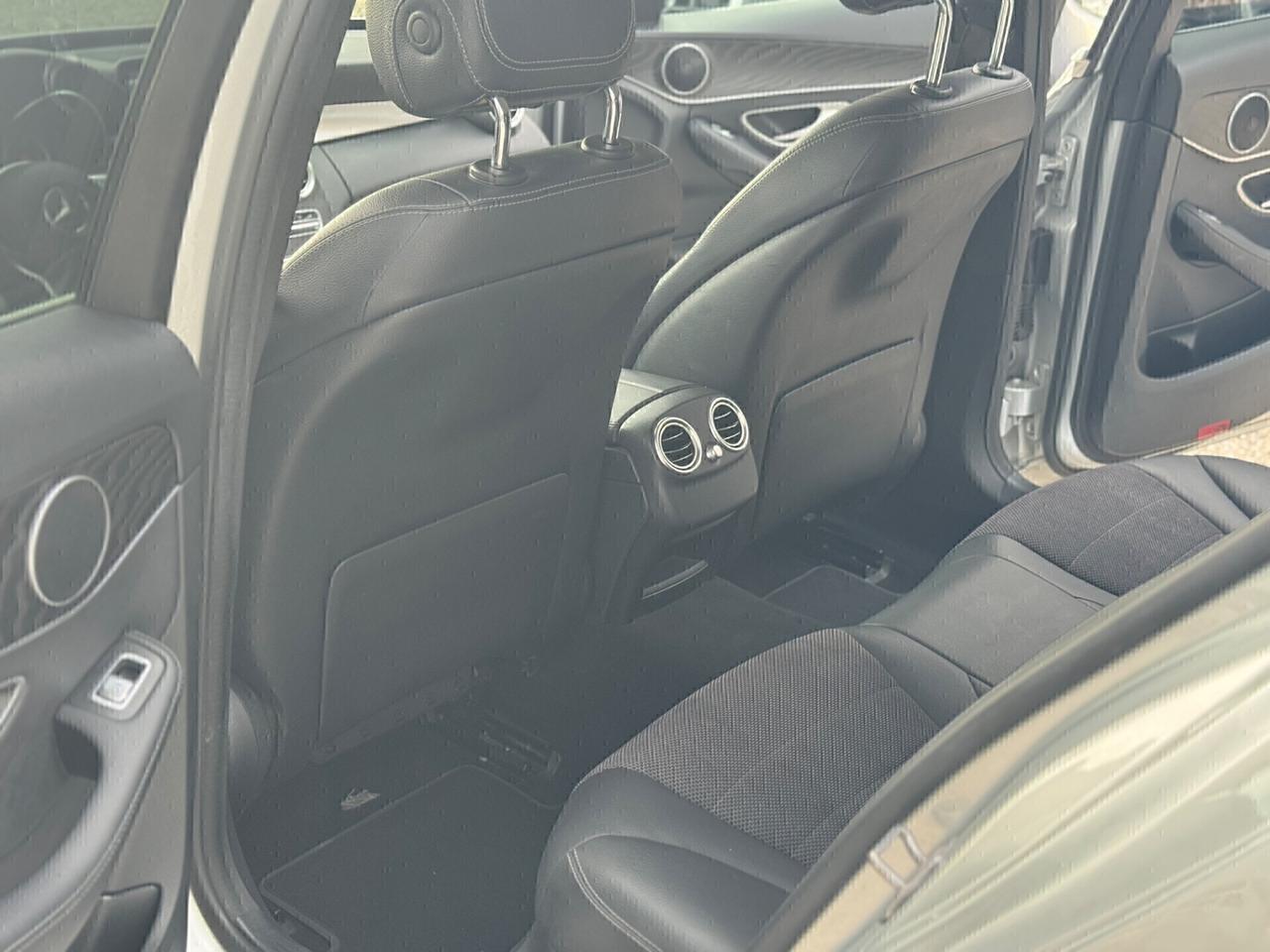 Mercedes-benz C 220 d 4Matic Premium !