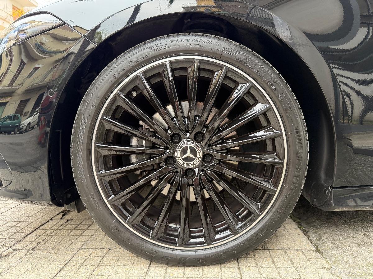 New Mercedes-Benz Classe A 200d Premium AMG Night Editon 150CV