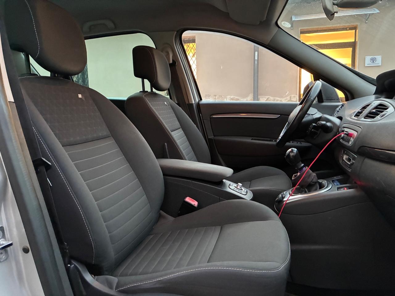 Renault Scenic Scénic dCi 110 CV EDC Limited